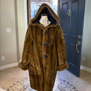 DENNIS BASSO Luxurious Brown Faux Fur Coat REVERSIBLE SIZE 1X With Hood NWOT
